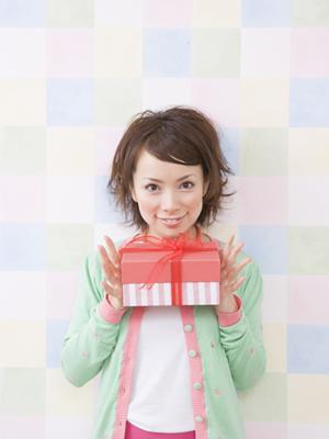 カラフルなスマホカバーが購入できる通販サイト